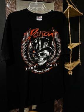Poison 25th Anniversary 2011 Tour Graphic T-Shirt